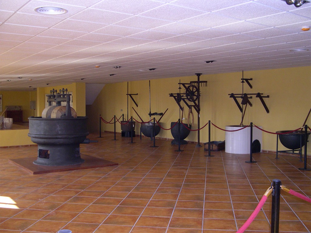 Vista de la sala de la primera planta del Museo del Turrón